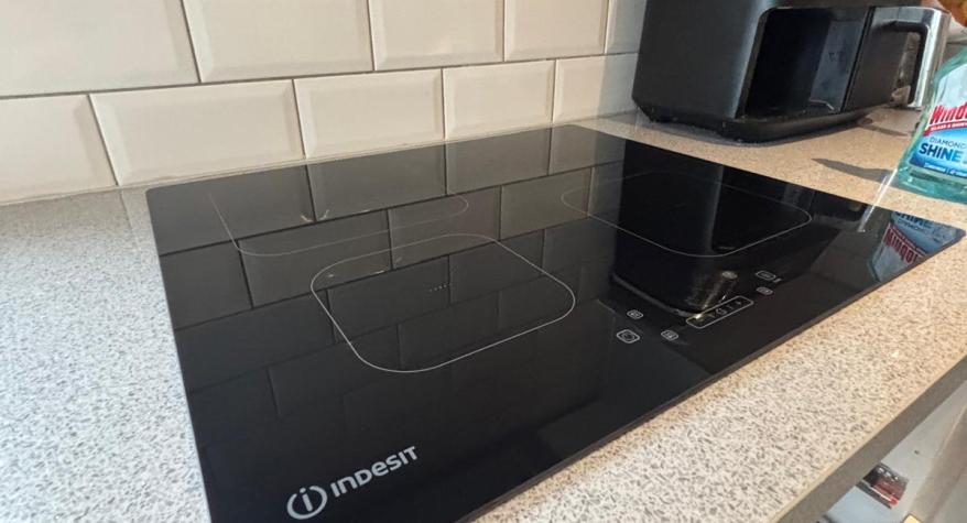 Electric Hob Installation