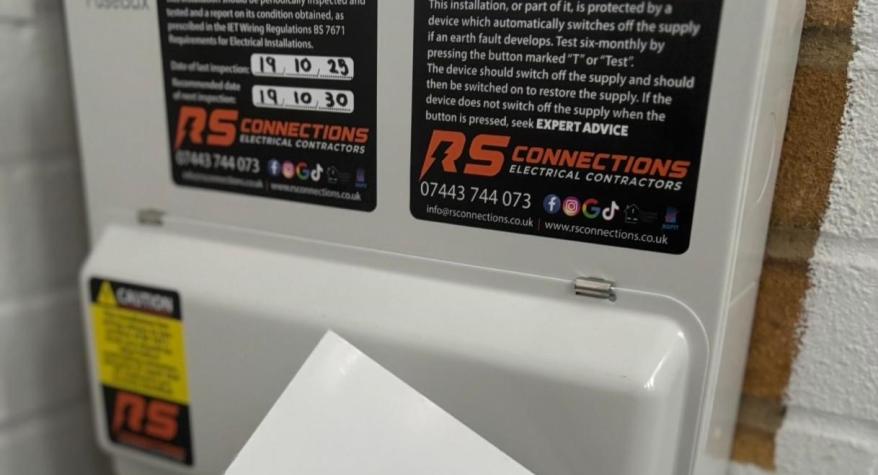 Fuse board electrician Hove