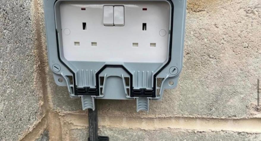 Garden Socket Installation Brighton & Hove