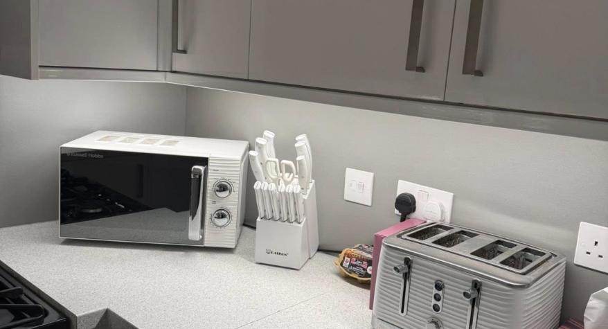 Kitchen under-cabinet LED strip lighting in Brighton